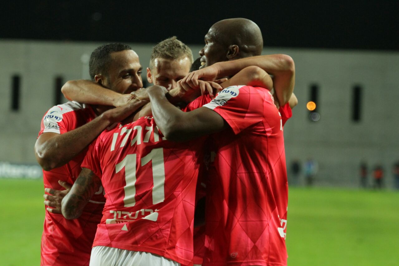 עוד ניצחון חשוב (צילום: בן בודה)